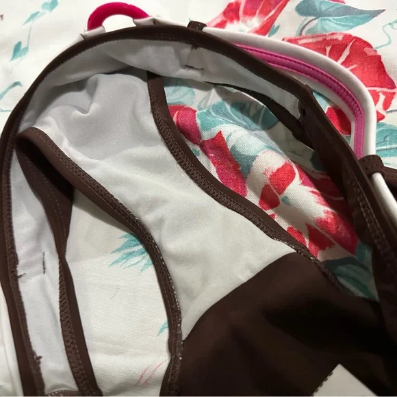 Early 2000s Y2K Hula Honey Brown Bikini Bottom with Pink and White Belt Design - Picture 10 of 10